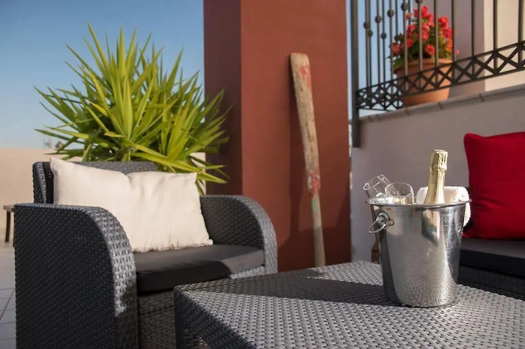 Apartamentos Plaza Cavana 5 Nerja Hotel