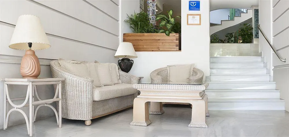 Apartamentos Plaza Cavana 5 Nerja