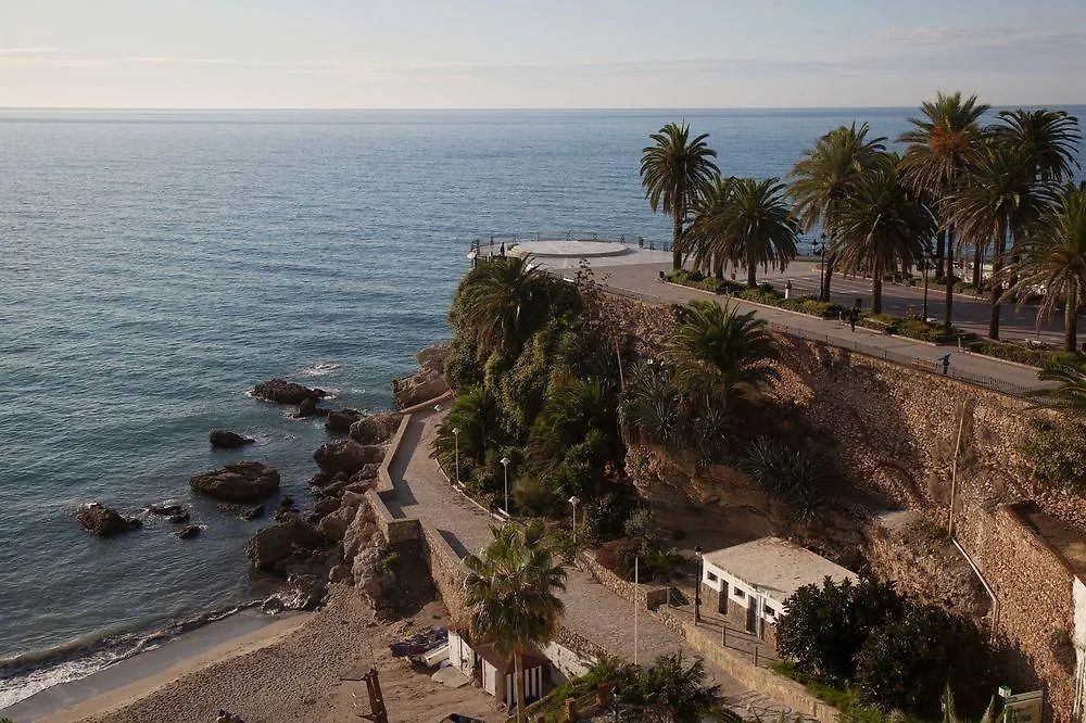 Apartamentos Plaza Cavana 5 Nerja Hotel