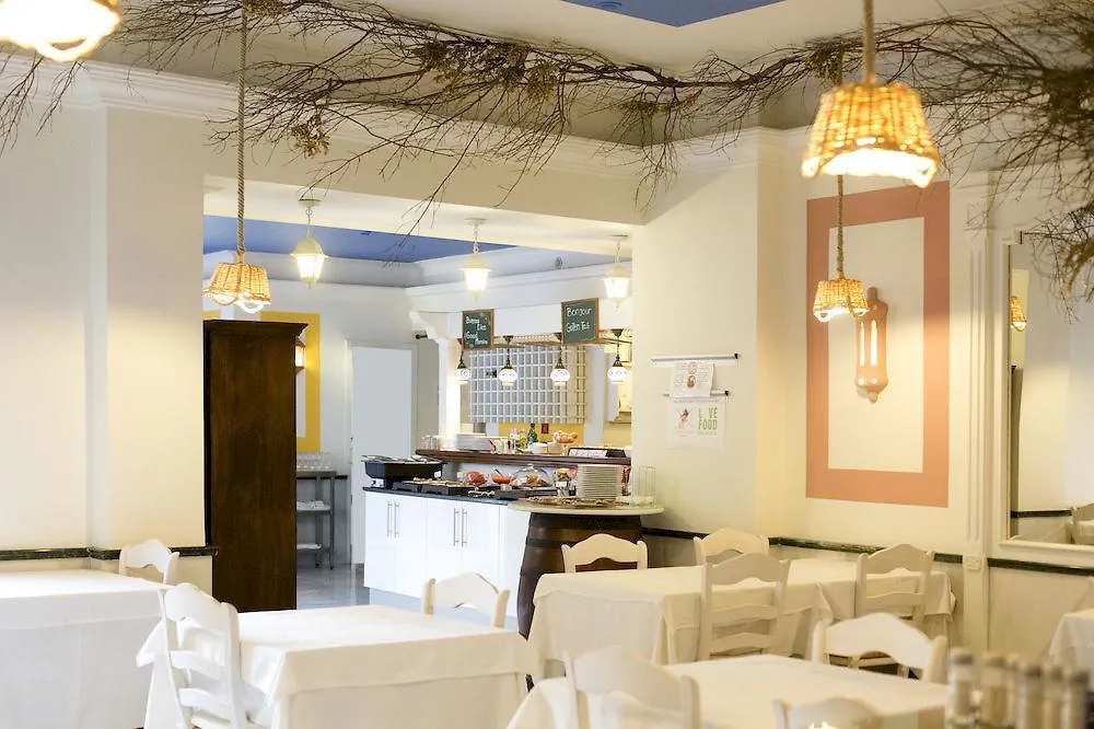 Apartamentos Plaza Cavana 5 Nerja Hotel