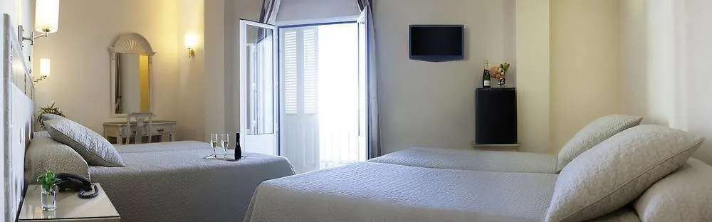 Apartamentos Plaza Cavana 5 Nerja 0*,  Spanje